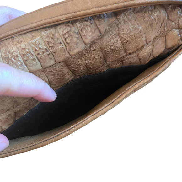 Authentic Chloe Croc-Embossed Brown Crossbody Bag - Picture 5 of 8